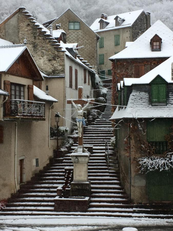 Les Deux Rives Bed & Breakfast Cierp Bagian luar foto