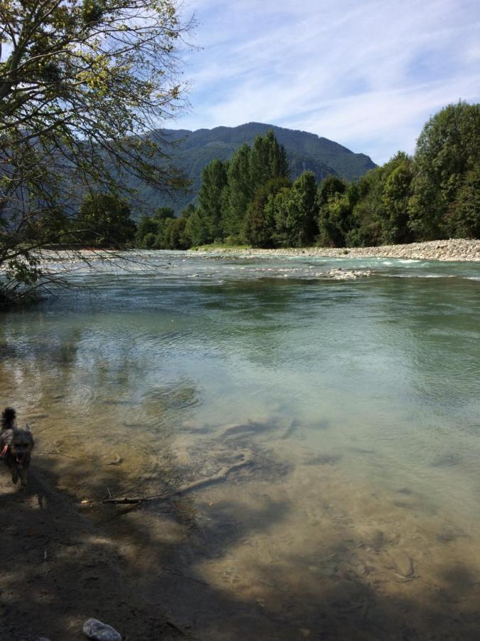 Les Deux Rives Bed & Breakfast Cierp Bagian luar foto